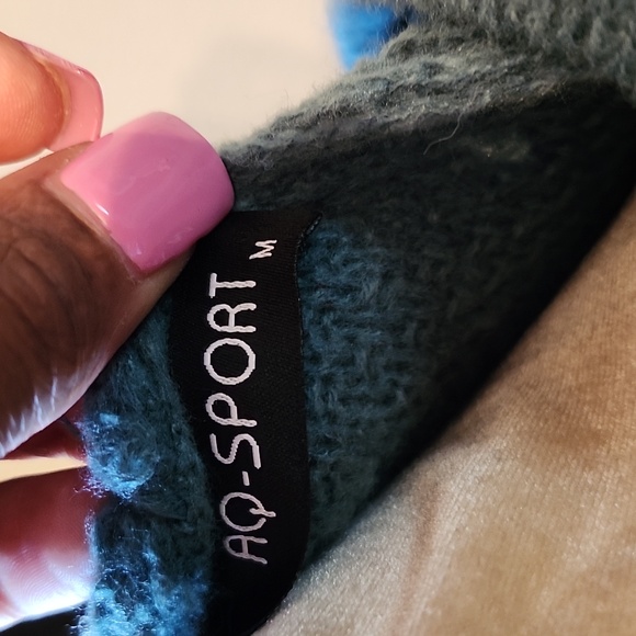 AQ Sport Teal Cable Knit Hooded Sweater NWT Sz. M - Picture 7 of 7